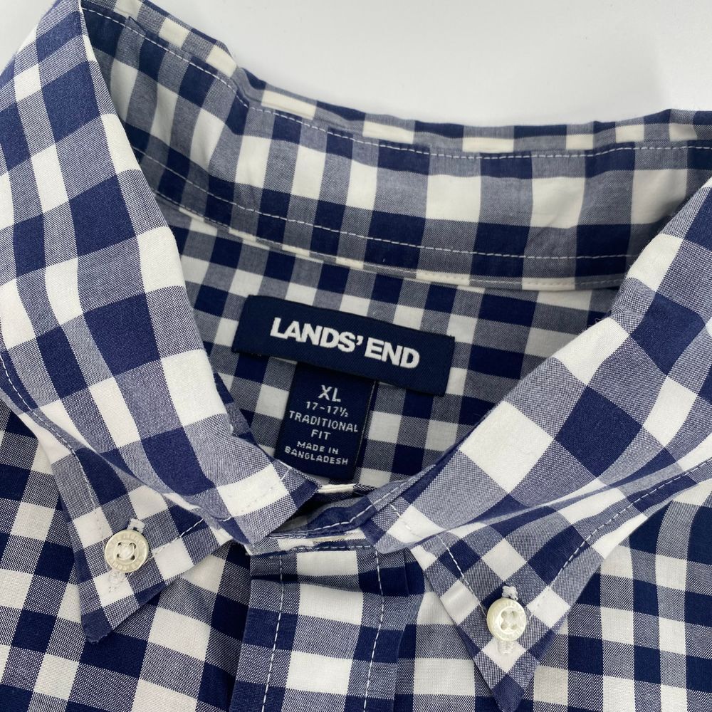 Lands' End XLarge Long Sleeve Button Down Traditional Fit  - Bundle of 3‎ - Picture 3 of 16